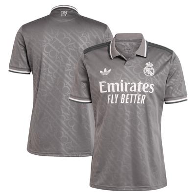 Real Madrid 24/25 adidas Ausweichtrikot Image