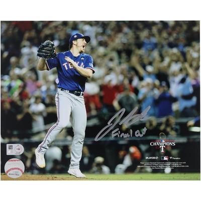 Josh Sborz, Texas Rangers, signiertes 2023 World Series Champions-Foto, 20,3 x 25,4 cm, Final Out-Foto mit der Aufschrift „Final Out“ Image