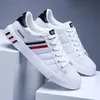 Plus Größe 48, Männer Casual Schuhe Neue Mode Weiße Turnschuhe Bequeme Leder Flache Vulkanisierte