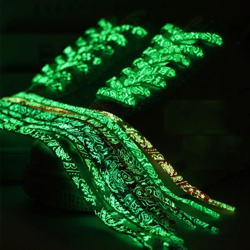 Fluoreszierende, im Dunkeln leuchtende Schnürsenkel mit Cashew-Blumen-Spritz-Tinte, flache, leuchtende Schnürsenkel für Sneakers für AF1 Image