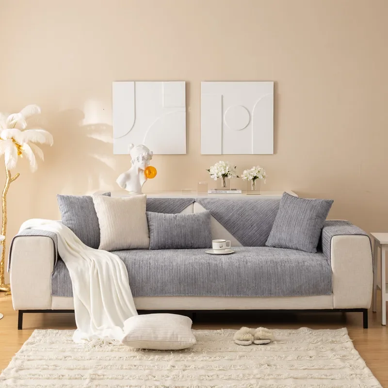 Moderne einfache rutschfeste einfarbige Cord gestreifte Sofakissen Handtuch Winter neuer Stil Plüsch Sofakissen Image