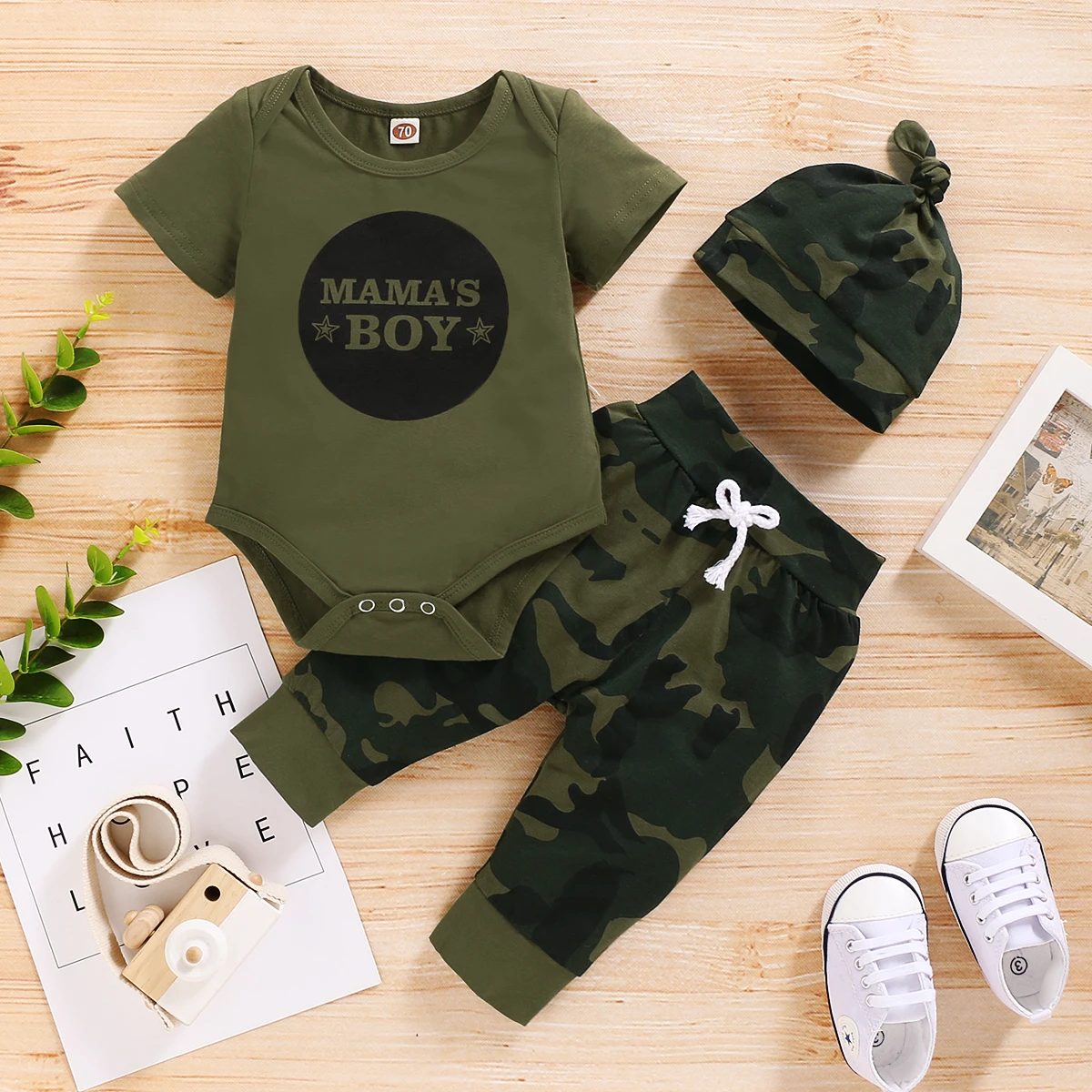 Sommerkleidungsset für Neugeborene, Buchstaben, kurzärmeliger Strampler + Tarnhose + Hut, 3-teiliges Outfit für Kleinkinder, Jungen von 0–18 Monaten Image