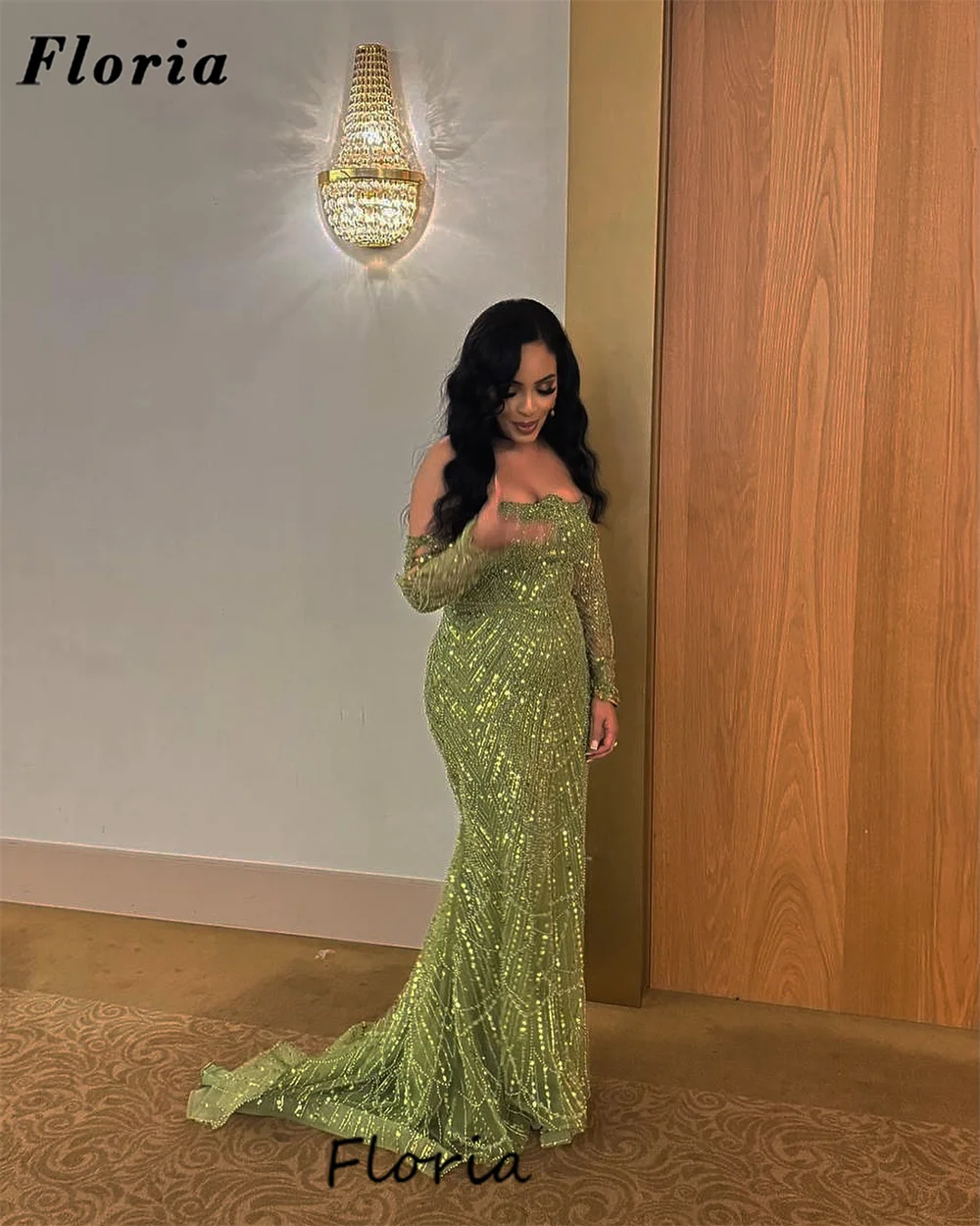 Maßge schneiderte grüne Meerjungfrau Ballkleider elegante Perlen Perlen träger loses Cocktail kleid für Hochzeits feier Dubai Abendkleider