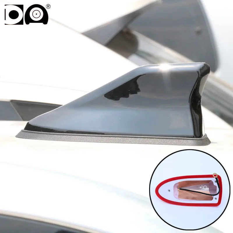 SsangYong Korando Universelle wasserdichte Haifischflossenantenne, spezielle Auto-Autoradioantennen, FM/AM, stärkeres Signal, Klavierlack Image