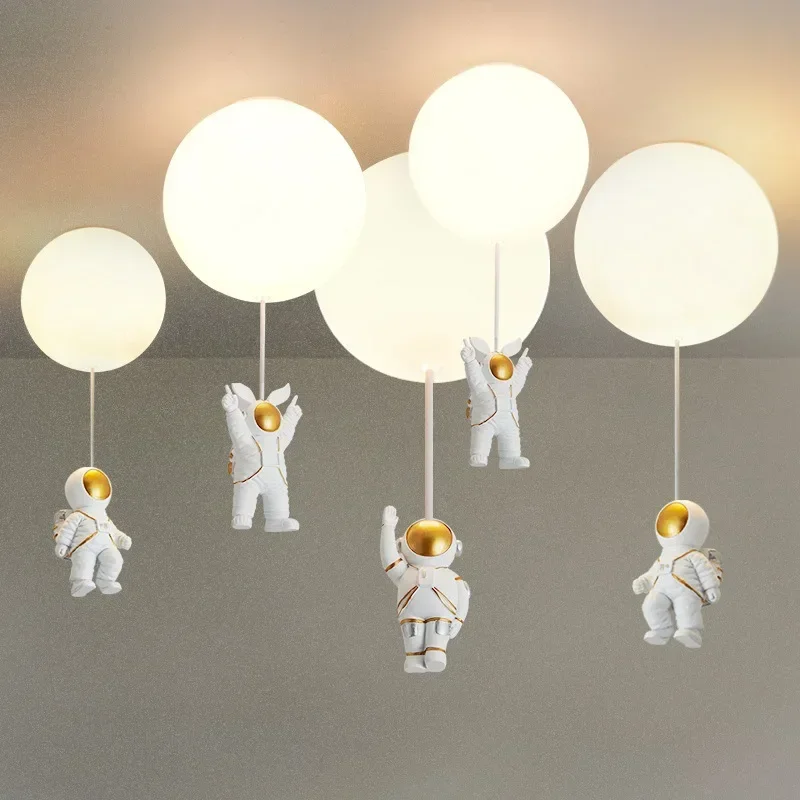 Moderne minimalist ische kreative Astronaut Ballon Decken leuchte nordische Kinderkrippe Jungen Mädchen Zimmer führte Kronleuchter Wohnkultur Leuchte Image