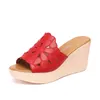 Kleine Größe 32-43 Nicht Slip Floral Ausschnitt High Heels Hochzeit Schuhe Frauen Keile Hausschuhe 2022 Sommer Strand Offce rutschen Dicke Sohle