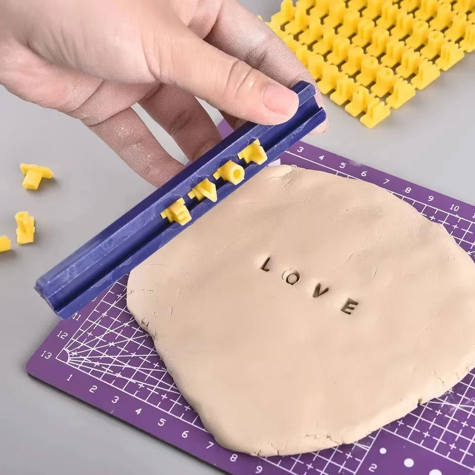 1 Set Alphabet Zahlen Symbole Buchstaben Ton Stempel Impress Embosser Set Kekspresse Stempel Drucken Name Keramik Keramik Werkzeuge Image