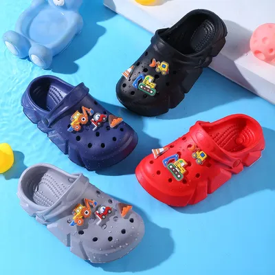 Breathable Clogs，With Cartoon Excavator Charms For Boys, Lightweight Anti Slip Clogs For Indoor