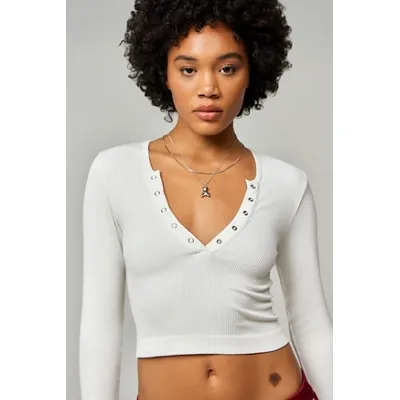 UO Claudia Henley Top - White XL at Urban Outfitters