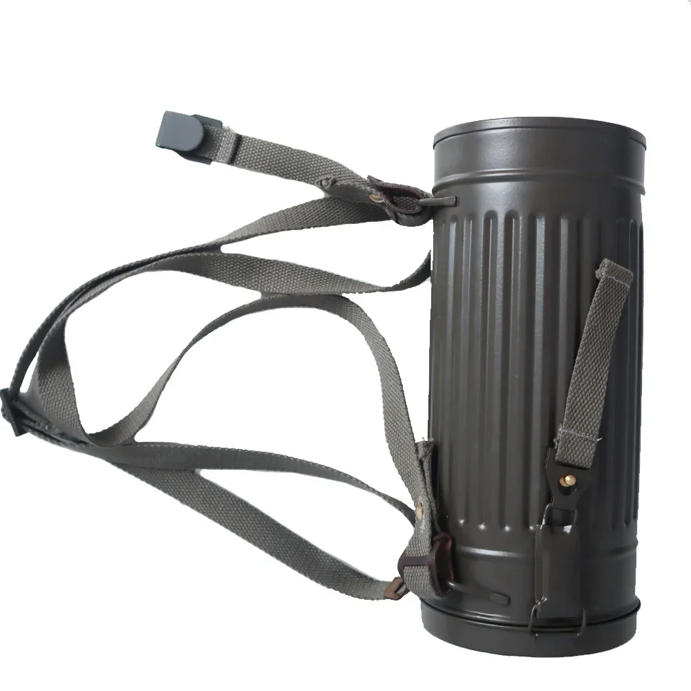 WWII WW2 Deutsche Gasmaske Metallmaterial aus dem Zweiten Weltkrieg Deutsche Soldaten Tragbare Ausrüstung Nachbildung deutsche Gasmaskendosen Image