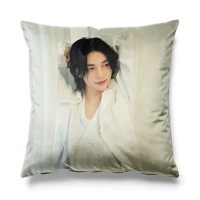 Aertemisi hyunjin hwang quadratische Kissen bezüge bezüge Kissen bezüge für Sofa 45cm x 45cm Image