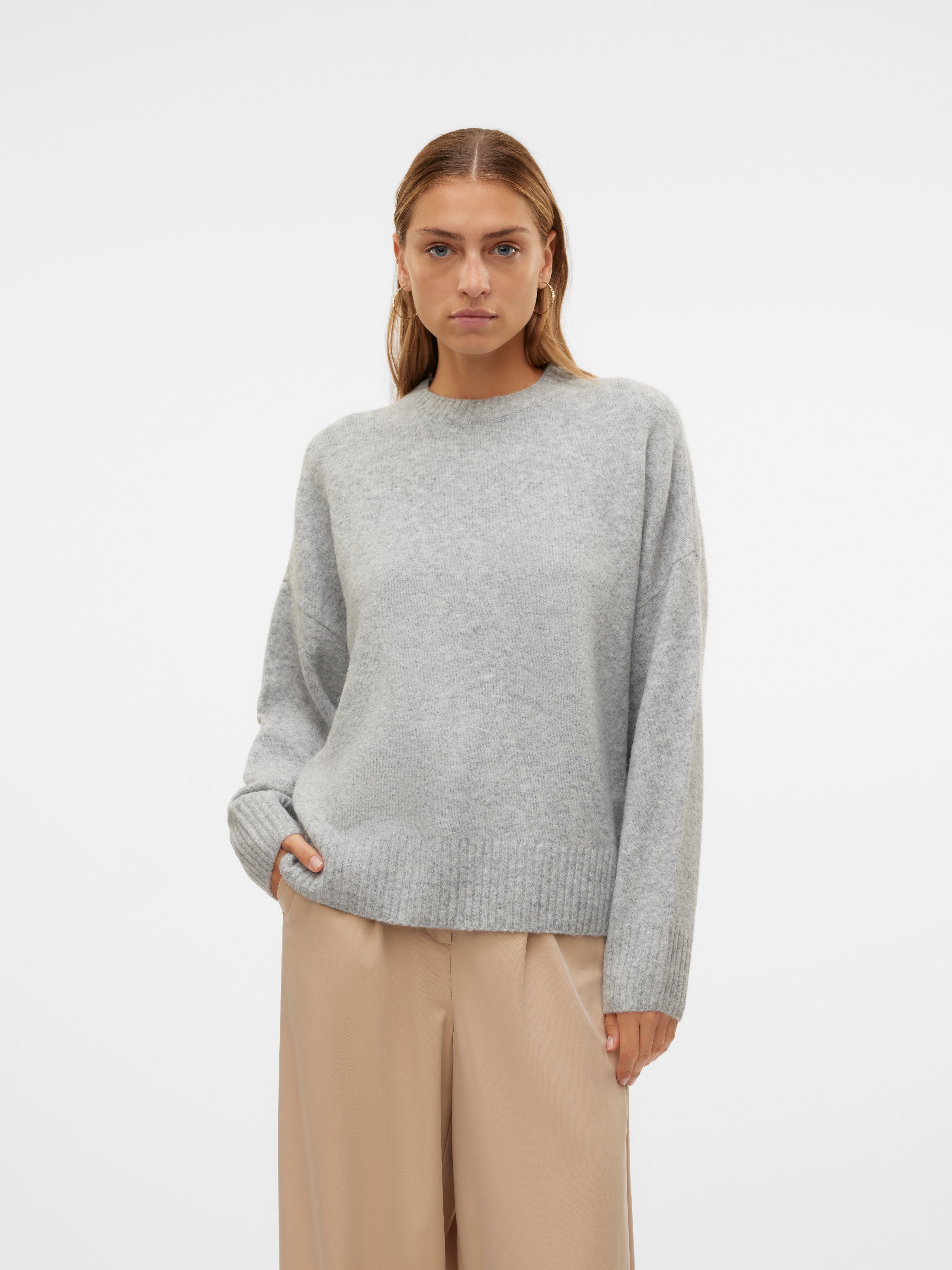 Strickpullover VERO MODA "VMBOOM LS O-NECK PULLOVER GA NOOS", Damen, Gr. M, grau (light grau melange), Strick, Obermaterial: 85% Polyester, 7% Polyacryl, 5% Wolle, 3% Elasthan, unifarben, loose fit normal, Rundhals, Rippstrickbündchen, Pullover...