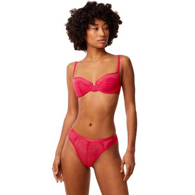 Balconnet-BH TRIUMPH "Delightful Spotlight W", Damen, Gr. 85, Cup C, rot (rouge), Spitze, Tüll, Obermaterial: 84% Polyamid, 16% Elasthan, unifarben, BHs, mit graphischer Spitze Image