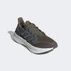 Laufschuh ADIDAS PERFORMANCE "ULTRABOOST 5", Gr. 46, grün (olive strata, iron metallic, shadow olive), Textil, Synthetik, sportlich, Schuhe