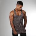 uomini muscolosi palestra stringer canotte bodybuilding allenamento senza maniche camicie (camo blue, us medium (tag xl))