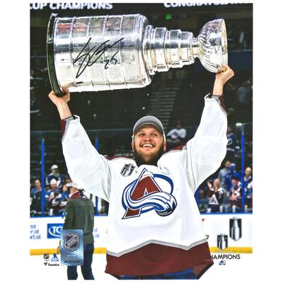 Logan O'Connor, Colorado Avalanche, signiertes Stanley Cup-Siegerfoto 2022, 20,3 x 25,4 cm, Raising Cup Image
