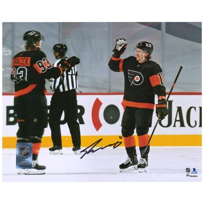 Fanatics Authentisches Foto von Travis Konecny, Philadelphia Flyers, signiert, 20,3 x 25,4 cm, 1. NHL-Hattrick-Feier Image