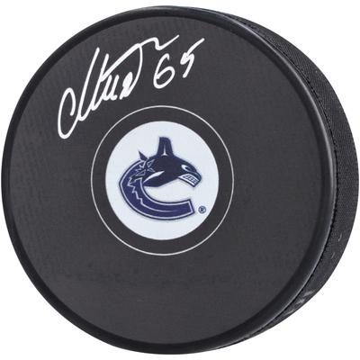 Signierter Hockeypuck von Ilya Mikheyev von den Vancouver Canucks Image