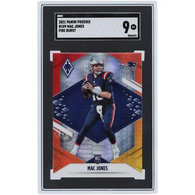 Mac Jones New England Patriots 2021 Panini Phoenix Fire Burst #109 SGC Authentifizierte 9 Rookie-Karte Image