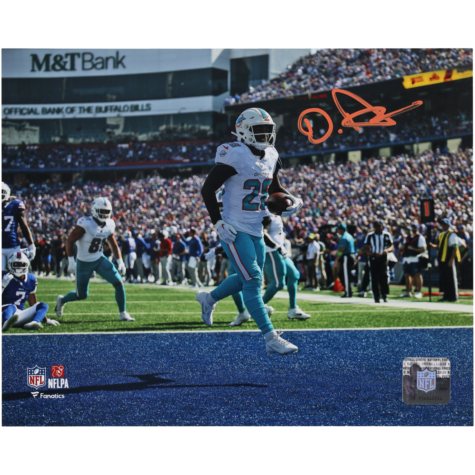 "De’Von Achane, Miami Dolphins, signiertes Lauffoto in weißem Trikot, 20,3 x 25,4 cm" Image