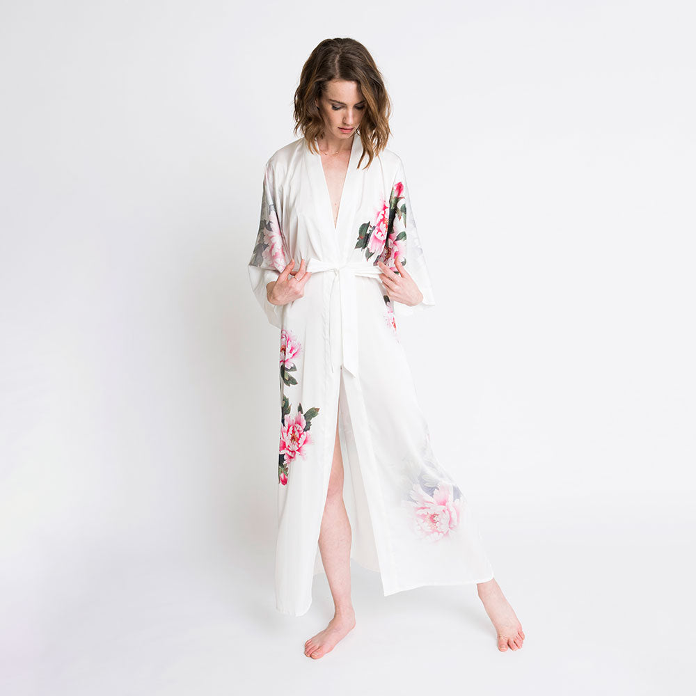 KIM+ONO Kimono Robe | Peony & Bird Long Floral Kimono Robe | Polyester Charmeuse | White | Long