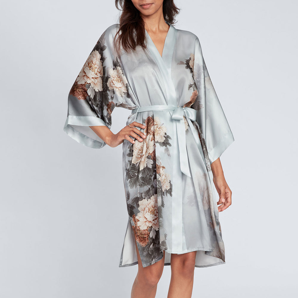 KIM+ONO Kimono Robe | Silk Keina Short Kimono Robe | Silk | Whisper Blue | Short