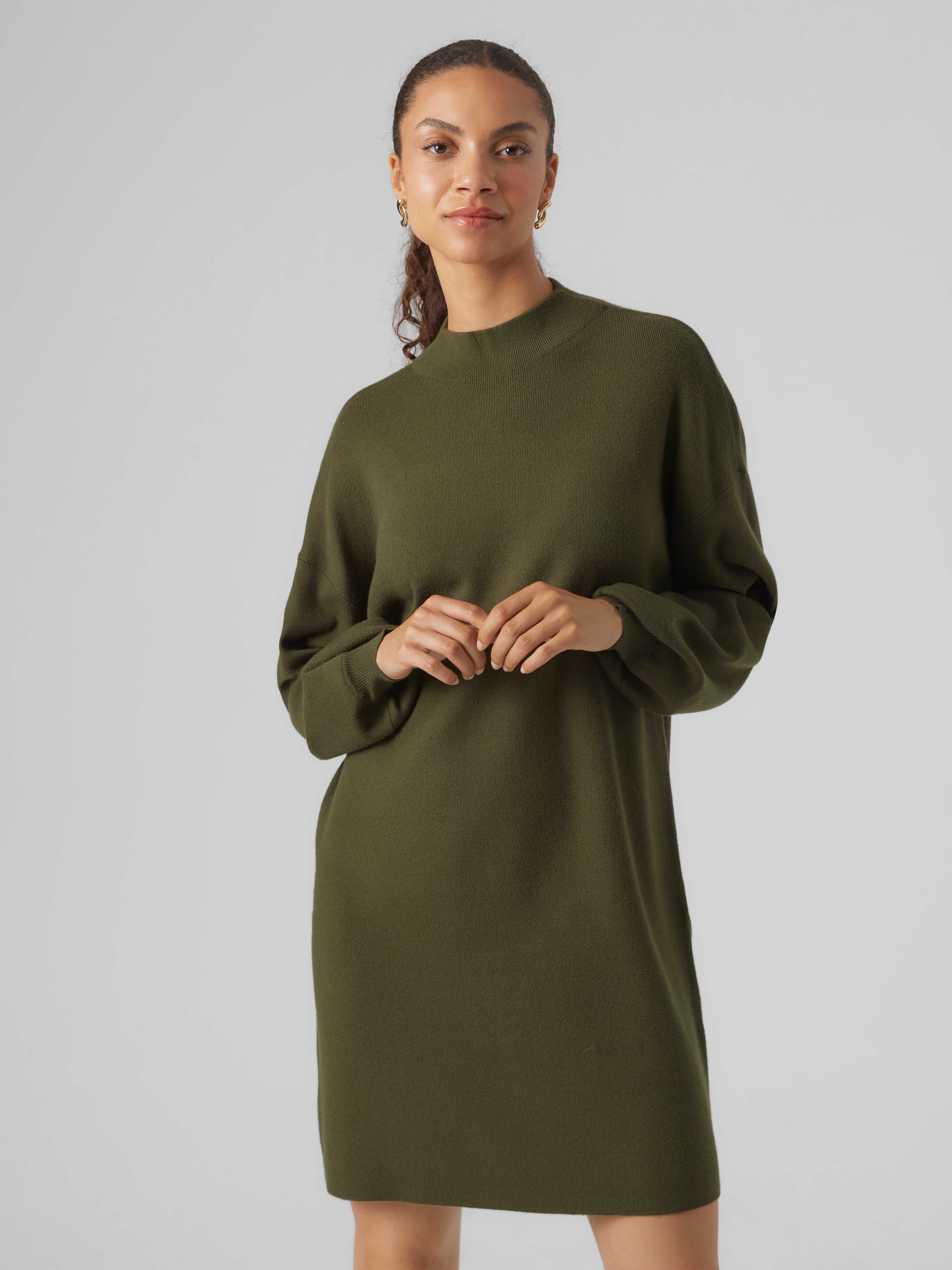 Strickkleid VERO MODA "VMNANCY LS FUNNELNECK DRESS GA NOOS", Damen, Gr. S, N-Gr, grün (rifle grün), Feinstrick, Obermaterial: 52% Viskose, 28% Polyester, 20% Nylon, unifarben, loose fit, Rippbündchen, Kleider Strickkleid