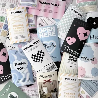 300 Stücke Koreanische INS Englisch Siegelaufkleber Kpop Idol 3 Zoll Fotokarte Verpackung Flugzeug Image