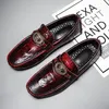 Retro rote Herren Krokodils chuhe hand gefertigte Luxus Echt leder Schuhe Männer formelle Slipper