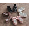 BJD/SD/TF Puppenschuhe 1/4 Bär 1/6 Mädchen Mehrfarbig Braun Weiß Rosa Schleife Spielzeug Elegante kleine Lederschuhe Geschenke Puppenzubehör