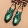 Italienische Marke Müßiggänger Männer Quaste Slip-on Fashion Grün Leder Schuhe Mokassin Dicken Boden