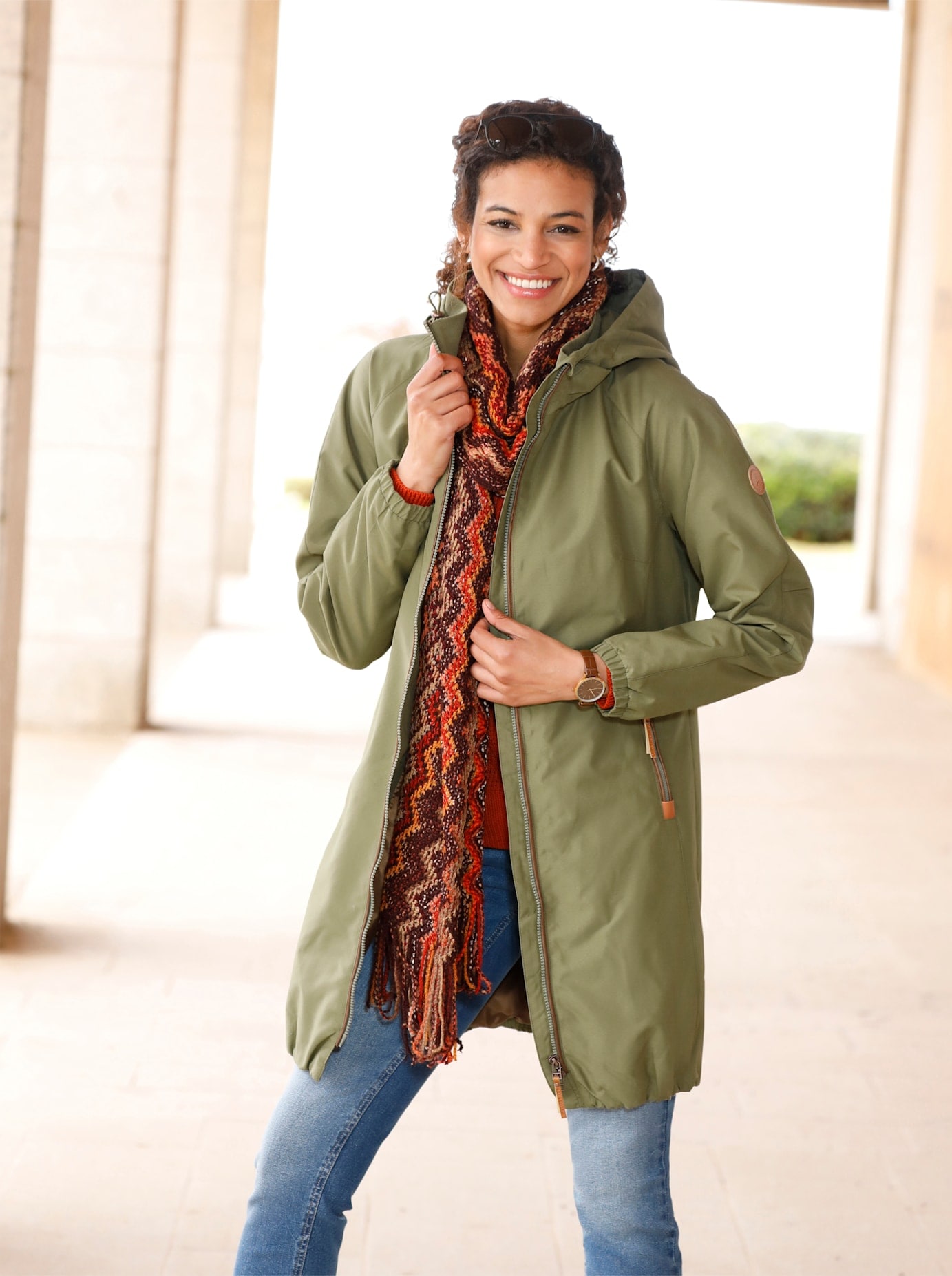 Kurzmantel CASUAL LOOKS, Damen, Gr. 23, grün (oliv), 100% Polyester, Bündchen:5% Elasthan, 95% Polyester, Mäntel Kurzmantel