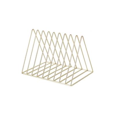 NATURN LIVING Dreieckiger Zeitschriften-Organizer aus Metall – stilvolle Aufbewahrungslösung für Zeitschriften und Dokumente – Gold Image
