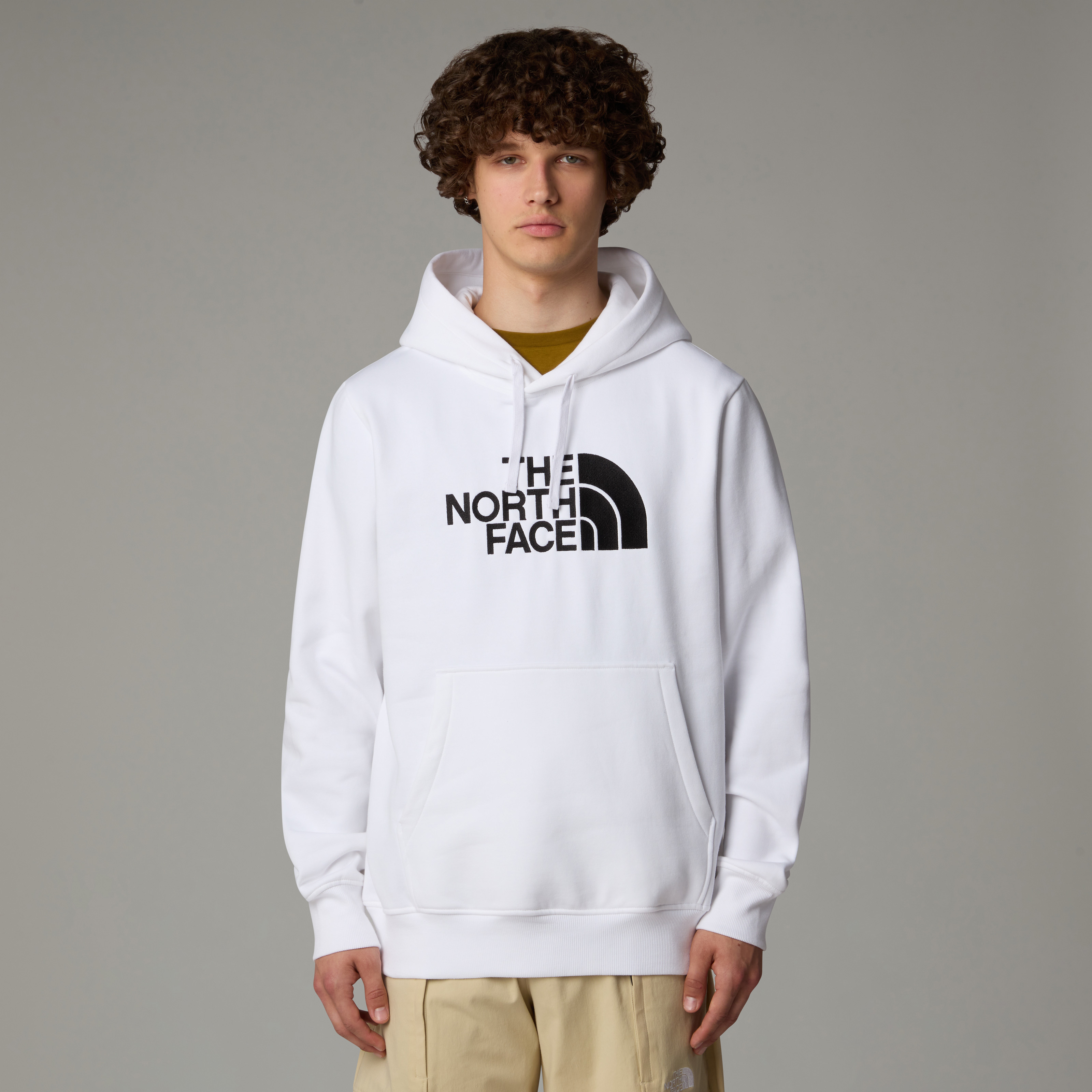 Kapuzensweatshirt THE NORTH FACE "M DREW PEAK REGULAR HOODIE", Herren, Gr. XL, weiß (tnf weiß, tnf schwarz), Sweatware, Obermaterial: 80% Baumwolle, 20% Polyester, bedruckt, Rippbündchen, Sweatshirts, mit Kängurutasche, mit regulierbarer Kapuze,...