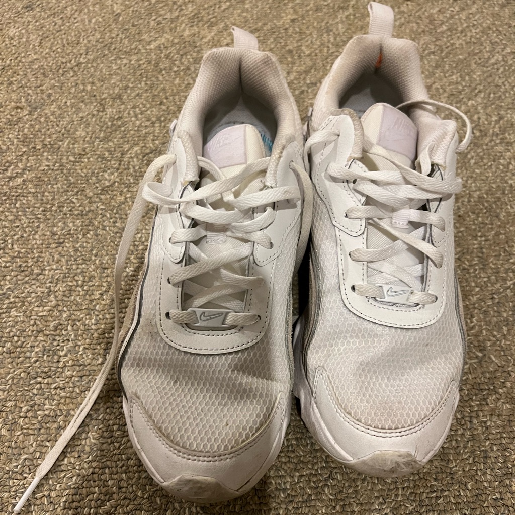 Nike Shoes | White Nike Tennis Shows | Color: White | Size: 9