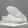 Europa Designer neue Schuhe für Männer Echt leder Freizeit schuhe weiße flache Skateboards chuhe
