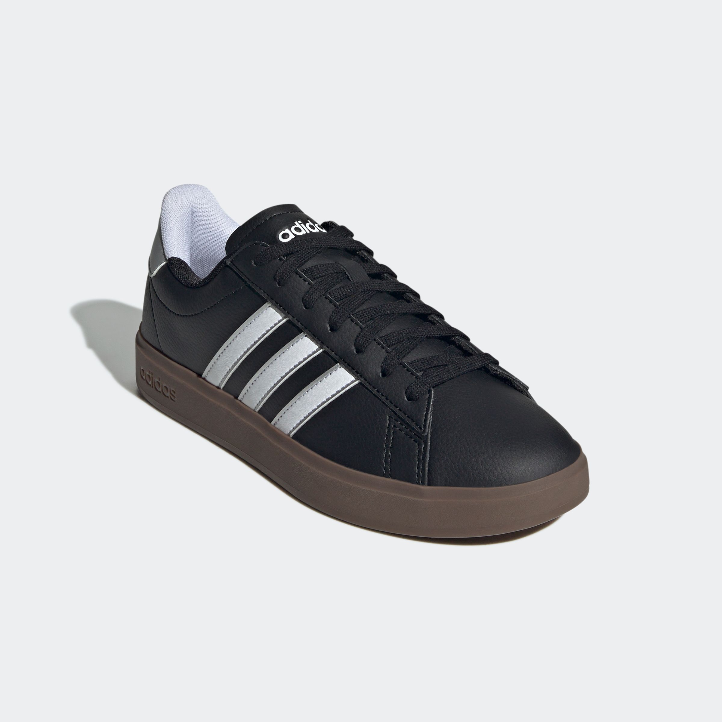 Sneaker ADIDAS SPORTSWEAR "GRAND COURT 2.0", Damen, Gr. 37, schwarz-weiß (core schwarz, cloud weiß, silber metallic), Synthetik, Textil, Schuhe Sneaker, Design auf den Spuren des adidas Superstar