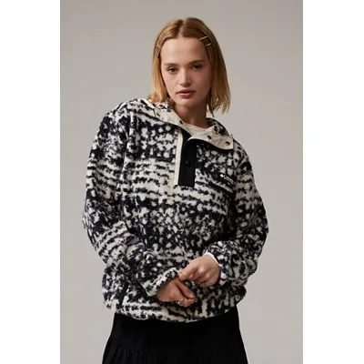 Columbia Helveti Half-Snap Fleece - Black XS at Urban Outfitters
