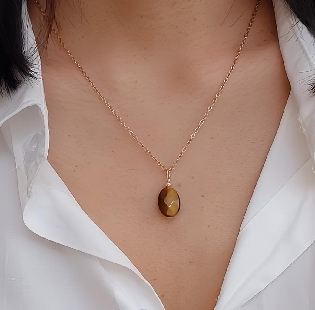 Collana in occhio di tigre, ciondolo in occhio di tigre, collana in pietra naturale, gioielli in occhio di tigre, regalo di Natale, regalo per la mamm