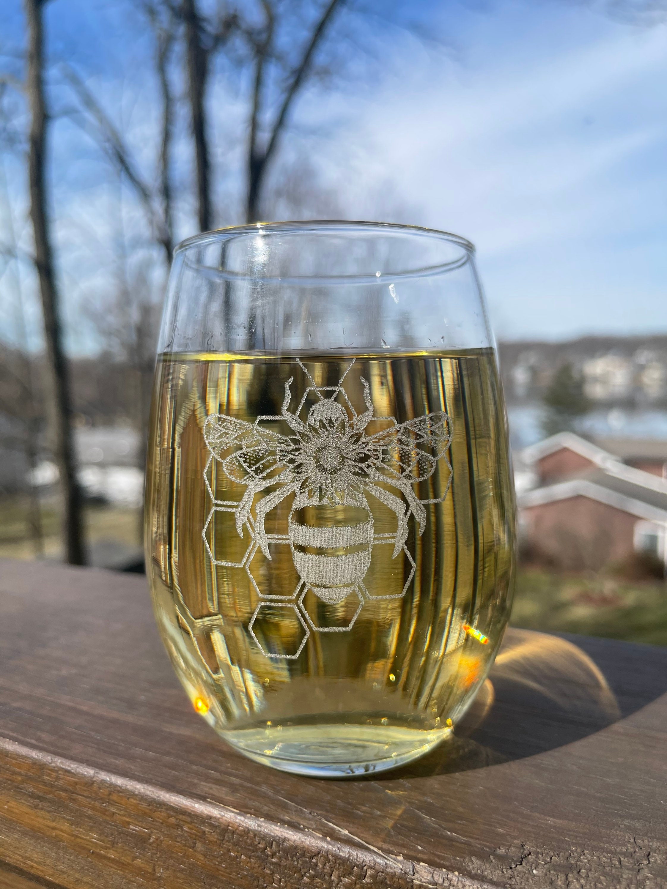 Bicchiere da vino a forma di ape, bicchiere da vino a forma di ape, bicchiere da vino senza stelo inciso, regalo per lei, bicchiere da vino a nido d'a