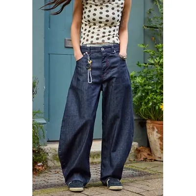 BDG Riya Cocoon Jeans - Rinsed Denim 27W 32L at Urban Outfitters
