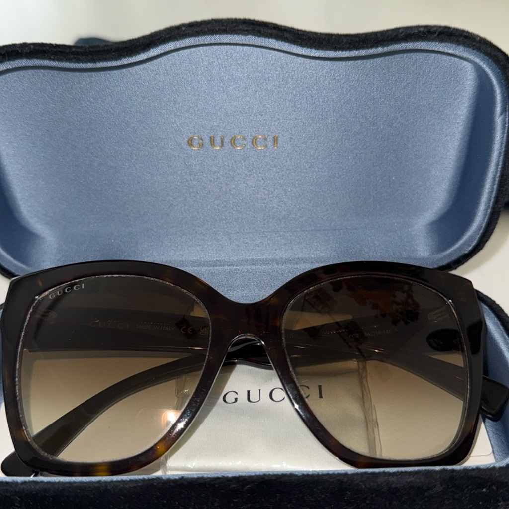 Gucci Accessories | Authentic Gucci Cat Eye Sunglasses Tortoise Gg0459s With Velvet Case 54/19/145 | Color: Brown | Size: Os