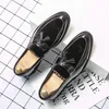 Luxus Marke Quaste Herren Schuhe Leder Männer Müßiggänger Blau Herren Business Spitz Niedrigen Absatz Slip-On Mokassin Plus größe 38-48
