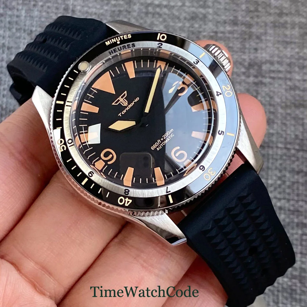 Tandorio Automatik-Taucheruhr für Herren, 40 mm, 20 ATM, doppelte Schleife, gewölbtes Saphirglas, NH35AA PT5000, leuchtendes Zifferblatt, 200 m wasserdicht Image