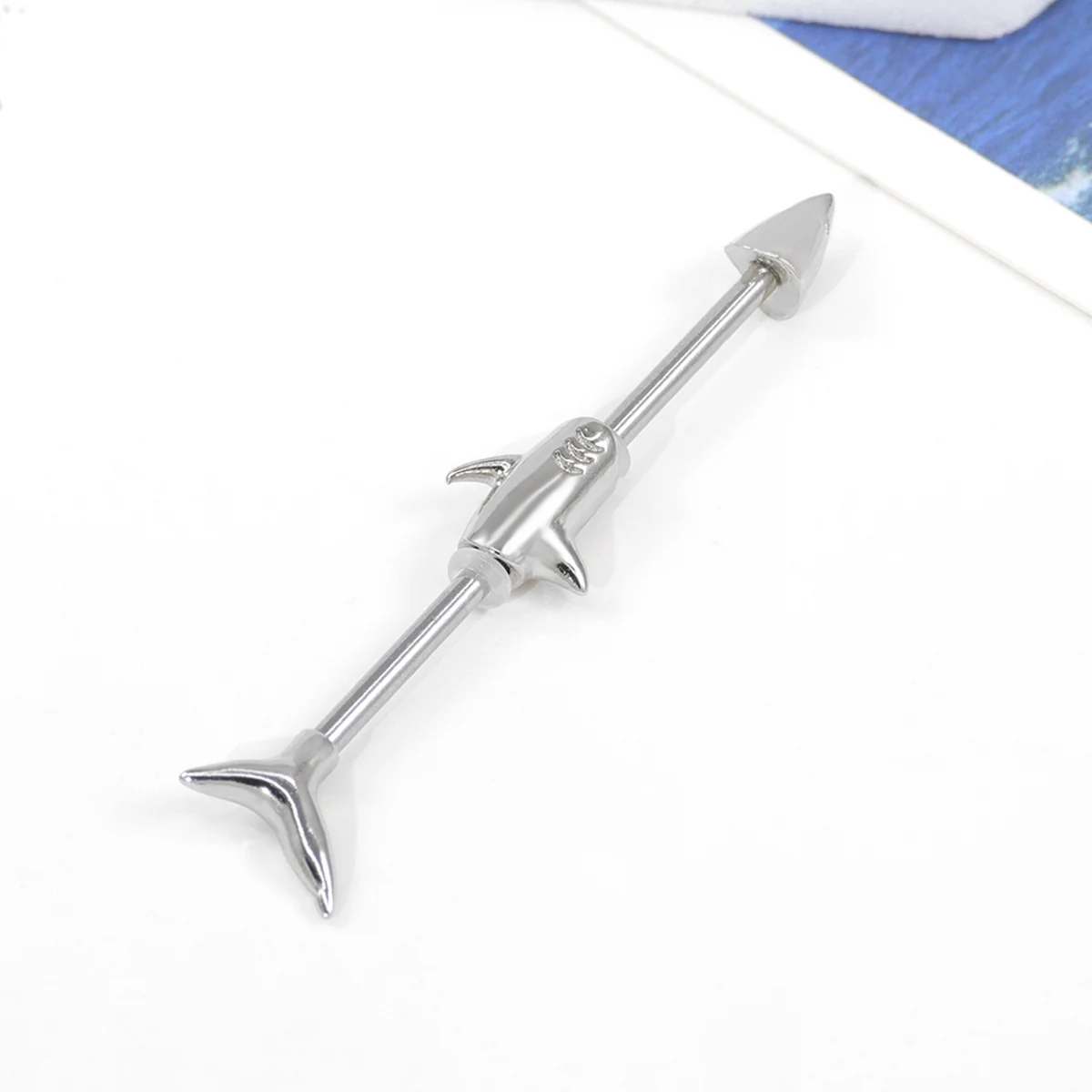 1PCS Edelstahl Shark Industrial Piercing Barbell 14G Industrial Earring Tragus Knorpel Schmuck Industrial Ringe Image
