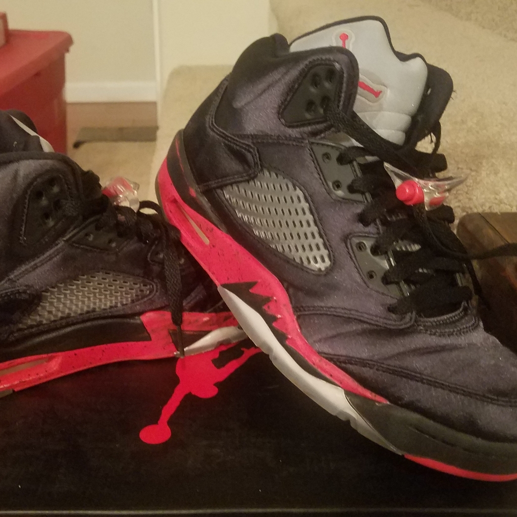 Nike Shoes | Euc Nike Air Jordan's Sz 8 | Color: Black/Red | Size: 8