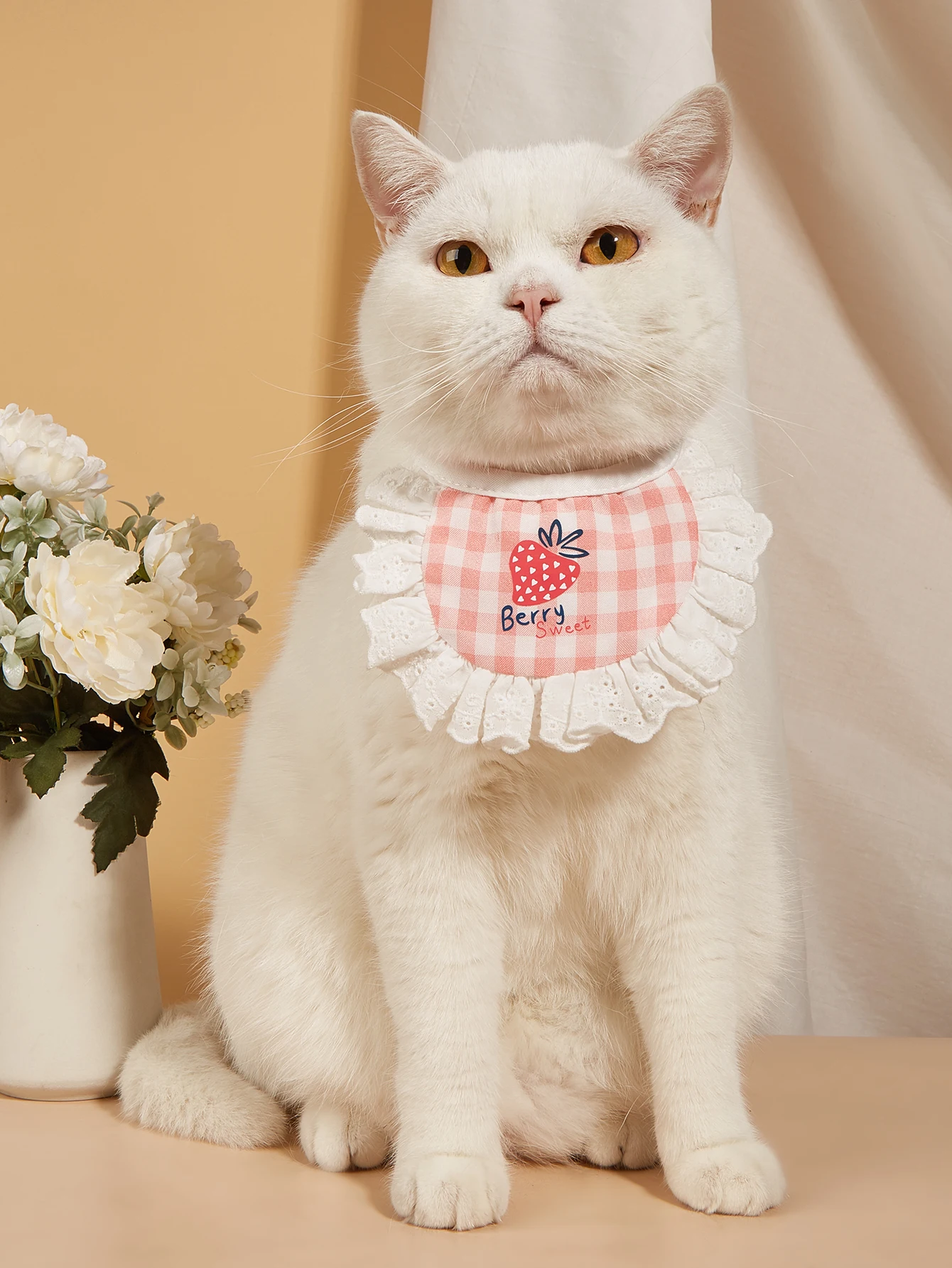 Niedliche Hundes pitze Bandana Welpen Katze Erdbeer schals wasch bar täglich Taschentuch Halbkreis Schal Lätzchen Speichel Handtuch für kleine medi Image