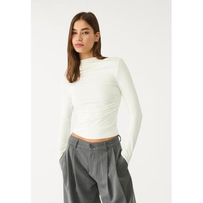 Stradivarius Long sleeve T-shirt with gathering Ecru L