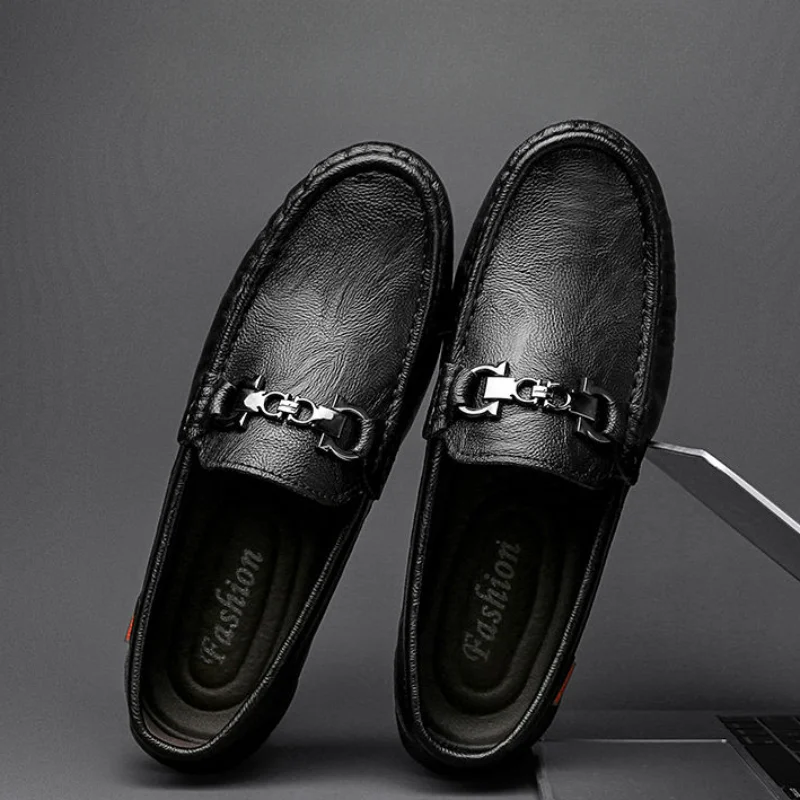 Herren-Freizeitschuh, flach, quadratische Zehenpartie, rutschfest und wasserdicht, Herren-Lederschuhe, versandkostenfrei, bequemer Slip-On, 2025, Trend-Social