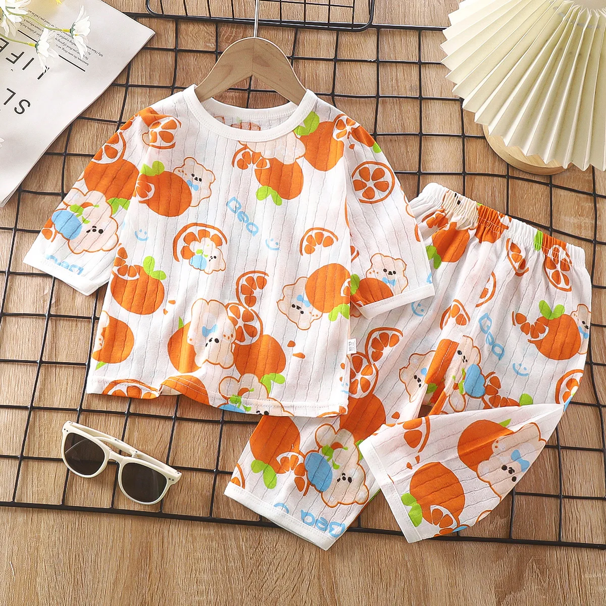 Sets für Kinder, Loungewear, langärmelige Pyjamas für Kinder, niedliches Design, leichtes und bequemes Nachtwäsche-Outfit aus Stoff Image